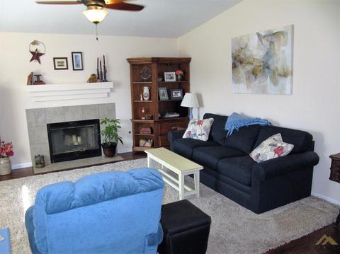 7014 Pine Forest Ct, Bakersfield, CA 93313 photo 3