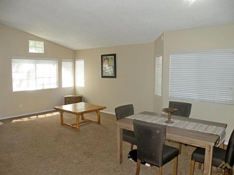 4605 Pacific Crest Way, Bakersfield, CA 93304 photo 2