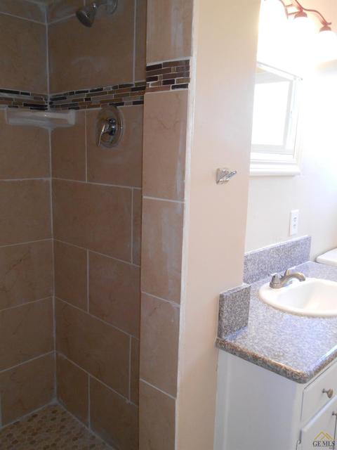 127 Wetherley Dr, Bakersfield, CA 93309 photo 18