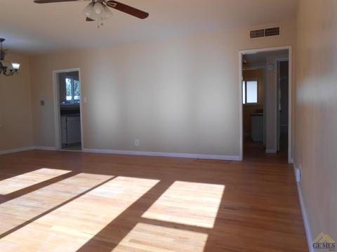 127 Wetherley Dr, Bakersfield, CA 93309 photo 22
