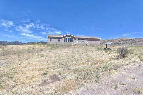 13739 Umtali Rd, Tehachapi, CA 93561 photo 2