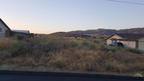 20021 Sears Dr, Tehachapi, CA 93561 photo 1