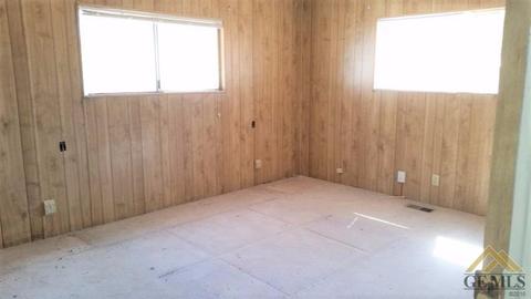 14201 Eberle Rd, Bakersfield, CA 93313 photo 8