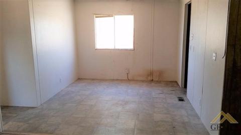 14201 Eberle Rd, Bakersfield, CA 93313 photo 6
