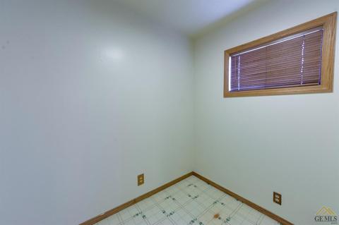 106 Franklin Ave, Taft, CA 93268 photo 14