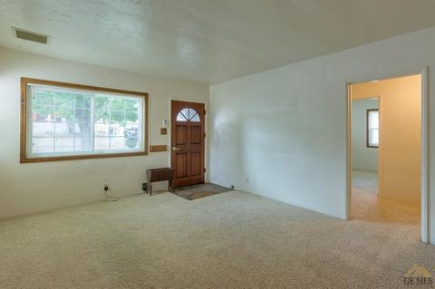 106 Franklin Ave, Taft, CA 93268 photo 6