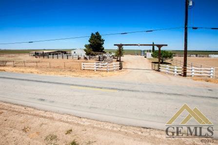 25954 Mccombs Rd, Wasco, CA 93280 photo 23