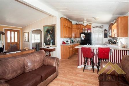 25954 Mccombs Rd, Wasco, CA 93280 photo 8