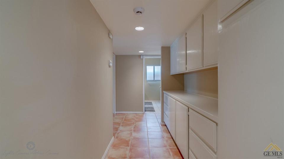  9901 Treetop Ave, Bakersfield, CA 93312 photo 13