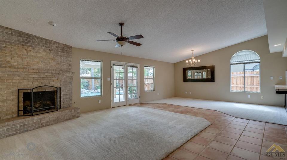  9901 Treetop Ave, Bakersfield, CA 93312 photo 8