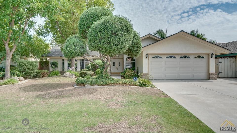  9901 Treetop Ave, Bakersfield, CA 93312 photo 2