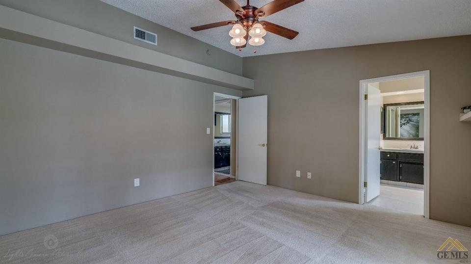  9901 Treetop Ave, Bakersfield, CA 93312 photo 18