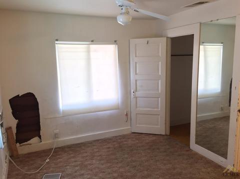 407 7th St, Taft, CA 93268 photo 8