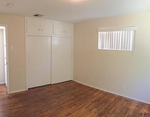 327 B St, Taft, CA 93268 photo 14