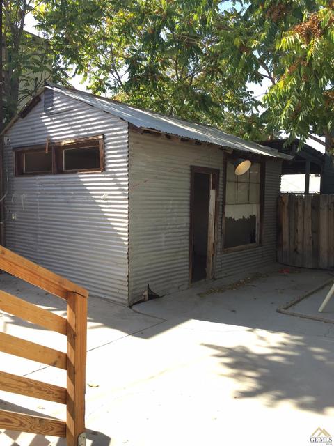 208 B St, Taft, CA 93268 photo 12