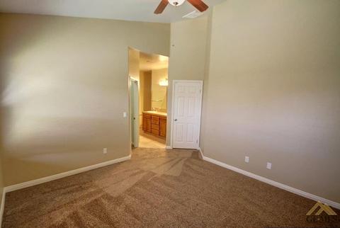 409 Grace Ct, Shafter, CA 93263 photo 13