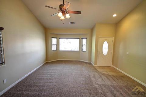 409 Grace Ct, Shafter, CA 93263 photo 6