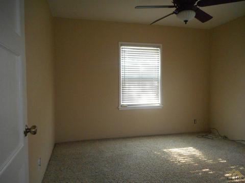 24 Wetherley Dr, Bakersfield, CA 93309 photo 21