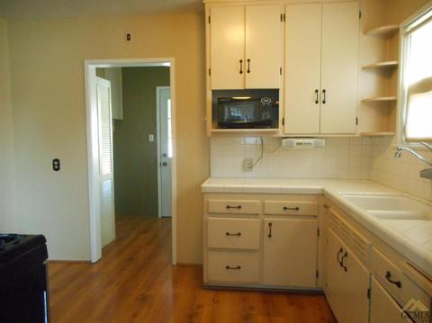 24 Wetherley Dr, Bakersfield, CA 93309 photo 11