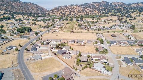 18140 Ghost Town St, Tehachapi, CA 93561 photo 34