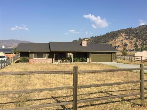 23440 Mashie Ct, Tehachapi, CA 93561 photo 2