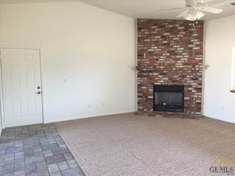 23440 Mashie Ct, Tehachapi, CA 93561 photo 6