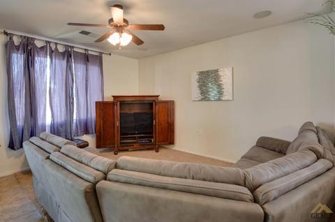3402 Light Ln, Bakersfield, CA 93312 photo 14
