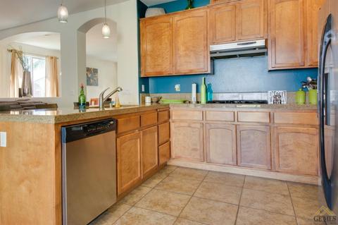 3402 Light Ln, Bakersfield, CA 93312 photo 12