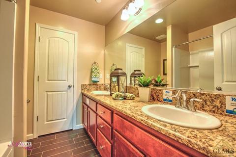 5700 Samuelson St, Bakersfield, CA 93313 photo 16