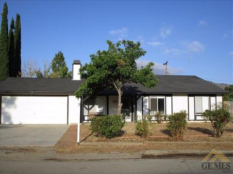 21301 Santa Barbara Dr, Tehachapi, CA 93561 photo 1