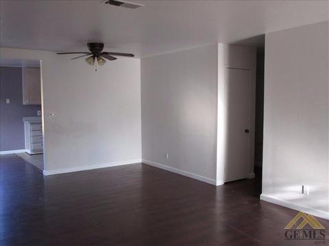21301 Santa Barbara Dr, Tehachapi, CA 93561 photo 8