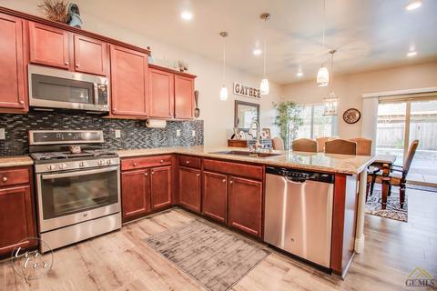 6217 Cape Cod Ave, Bakersfield, CA 93313 photo 9