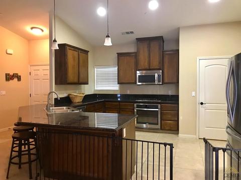 903 Newcastle Ct, Shafter, CA 93263 photo 4