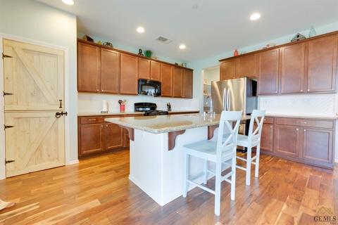 15801 Quintero Pl, Bakersfield, CA 93314 photo 8