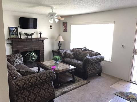 3090 Copenhagen Rd, Riverside, CA 92504 photo 3