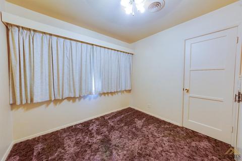 345 Walnut St, Shafter, CA 93263 photo 16