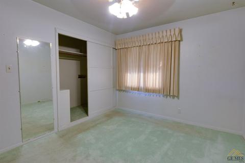 345 Walnut St, Shafter, CA 93263 photo 19