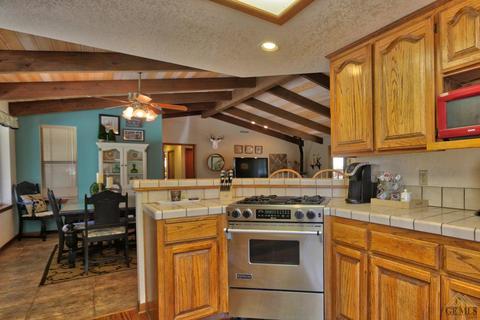 24150 Serra Pl, Tehachapi, CA 93561 photo 9