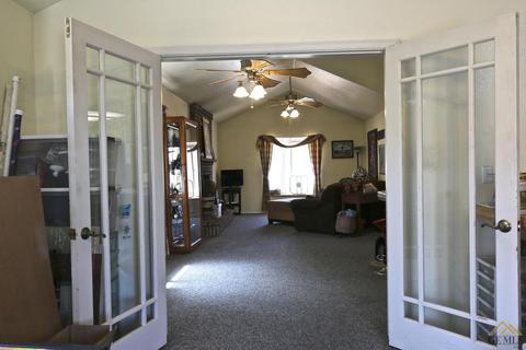 22512 Hill St, Tehachapi, CA 93561 photo 14