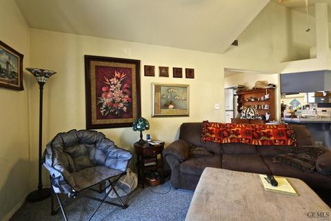 22512 Hill St, Tehachapi, CA 93561 photo 7