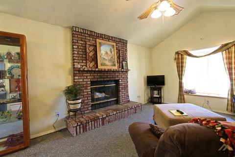 22512 Hill St, Tehachapi, CA 93561 photo 5