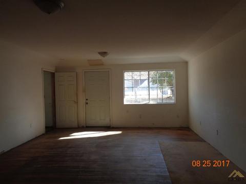 112 Main St, Taft, CA 93268 photo 7