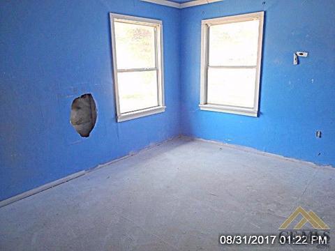 504 Eastern Ave, Taft, CA 93268 photo 12