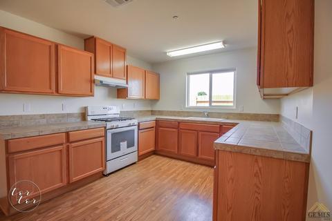 9149 Murcott Ave, Bakersfield, CA 93306 photo 6