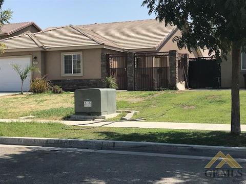 404 Summershade Ct, Wasco, CA 93280 photo 3
