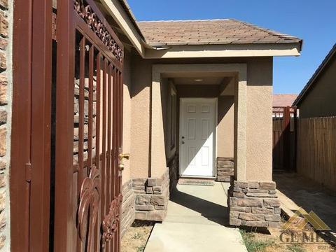 404 Summershade Ct, Wasco, CA 93280 photo 4