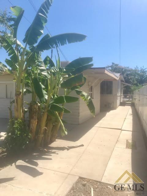 1129 Dover St, Delano, CA 93215 photo 10
