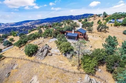 19440 Quail Dr, Tehachapi, CA 93561 photo 5