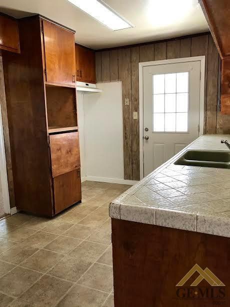 326 E St, Taft, CA 93268 photo 24