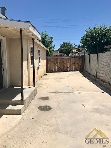 326 E St, Taft, CA 93268 photo 31